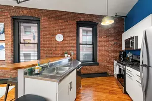 19 Stanhope St, Boston, MA 02116 - Photo 9