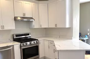 118 Trowbridge St, Cambridge, MA 02138 - Photo 3