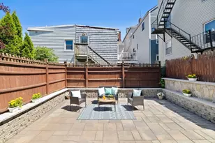 15 Belmont St, Boston, MA 02129 - Photo 15