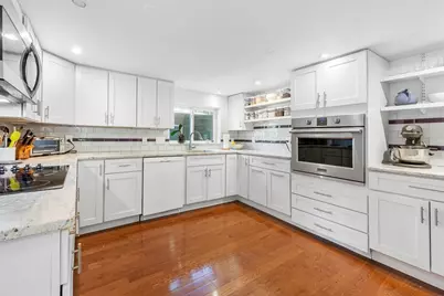 303 Lakeshore Dr, Marlborough, MA 01752 - Photo 7