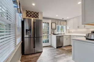 1 B Greystone Ln, Rockport, MA 01966 - Photo 5