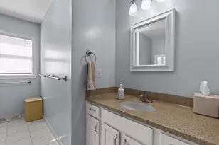 133 S Main St, Berkley, MA 02779 - Photo 15