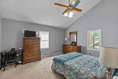 133 S Main St, Berkley, MA 02779 - Photo 11