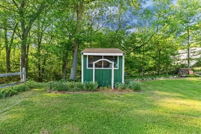 133 S Main St, Berkley, MA 02779 - Photo 27