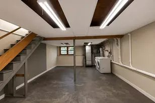 68 Dover St, Lowell, MA 01851 - Photo 17