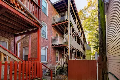 46 Saxton St, Boston, MA 02125 - Photo 21
