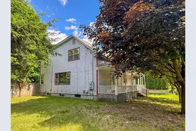 32 Margerie St, Westfield, MA 01085 - Photo 3
