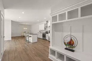 36 Elm St, Salisbury, MA 01952 - Photo 9