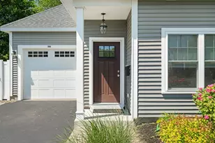 36 Elm St, Salisbury, MA 01952 - Photo 3