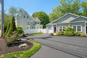 36 Elm St, Salisbury, MA 01952 - Photo 1
