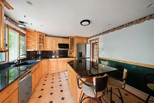 20 Cherry Ln, Braintree, MA 02184 - Photo 3