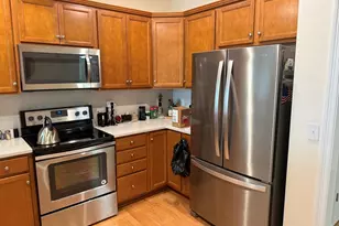 62 Abigail Way, Reading, MA 01867 - Photo 3