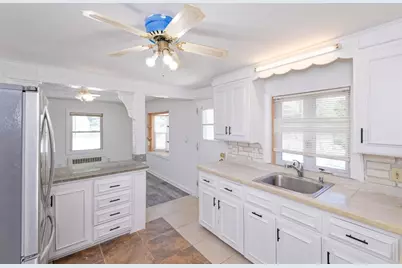 1 Rockland Road Ct, Auburn, MA 01501 - Photo 15
