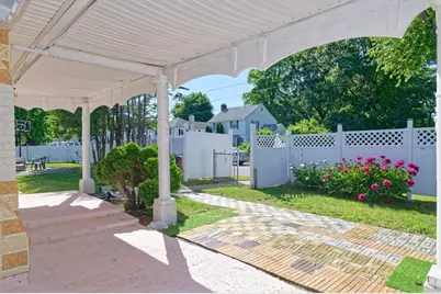 1 Rockland Road Ct, Auburn, MA 01501 - Photo 3