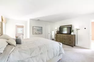 10 Winston Rd, Holliston, MA 01746 - Photo 23