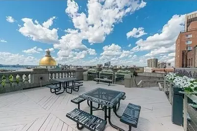 21 Beacon St #4E, Boston, MA 02108 - Photo 5