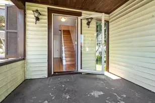 4 Magnolia Pl, Boston, MA 02125 - Photo 7