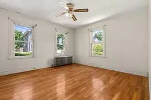 4 Magnolia Pl, Boston, MA 02125 - Photo 9