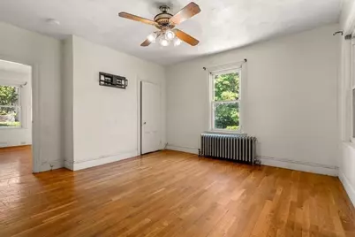 4 Magnolia Pl, Boston, MA 02125 - Photo 11