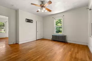 4 Magnolia Pl, Boston, MA 02125 - Photo 11