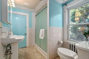 4 Magnolia Pl, Boston, MA 02125 - Photo 3
