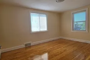 84 Gladeside Ave, Boston, MA 02126 - Photo 11