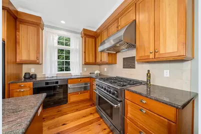 49 Abbot St, Andover, MA 01810 - Photo 11