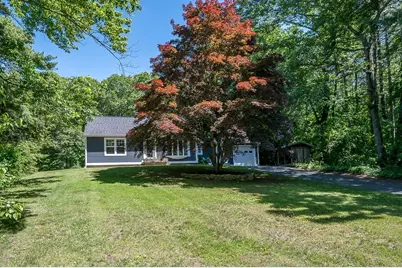 29 Carr St, Sutton, MA 01590 - Photo 3