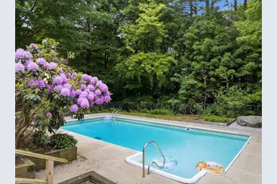 10 Arnold Road, Framingham, MA 01701 - Photo 29