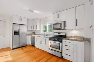 35 Perkins St, Winthrop, MA 02152 - Photo 7