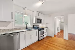 35 Perkins St, Winthrop, MA 02152 - Photo 5