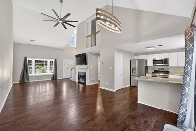 1 Melville Ct #B, Bourne, MA 02559 - Photo 5