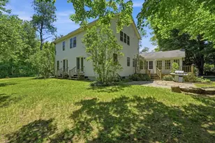 28 Hulst Rd, Amherst, MA 01002 - Photo 5