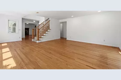 28 Hulst Rd, Amherst, MA 01002 - Photo 9