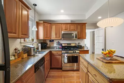 37 Dimick St. #3, Somerville, MA 02143 - Photo 5