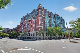4 Charlesgate E, Boston, MA 02215 - Photo 31