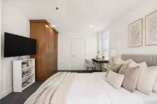 4 Charlesgate E, Boston, MA 02215 - Photo 13