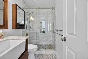 4 Charlesgate E, Boston, MA 02215 - Photo 15