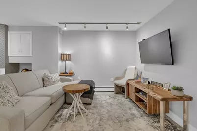 14 Auburn St #A, Boston, MA 02129 - Photo 3