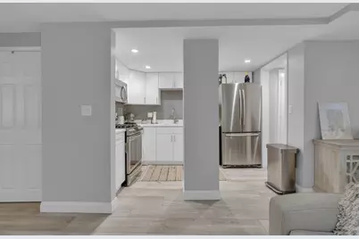 14 Auburn St #A, Boston, MA 02129 - Photo 5