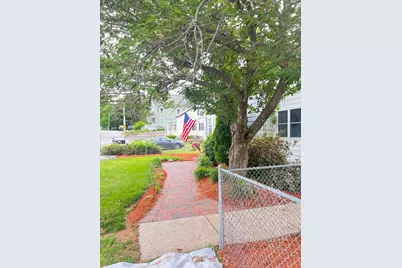 45 Hayes Ave, Lowell, MA 01854 - Photo 3