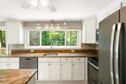 7 Hundred Oaks Ln, Ashland, MA 01721 - Photo 5
