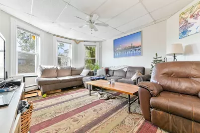 748 E 3rd #2, Boston, MA 02127 - Photo 3