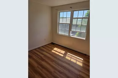 417 Hildreth Street #6, Lowell, MA 01850 - Photo 5