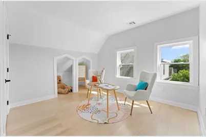 446 Broadway #2, Somerville, MA 02145 - Photo 23