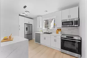 446 Broadway, Somerville, MA 02145 - Photo 5