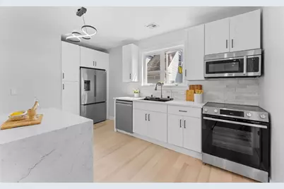 446 Broadway #2, Somerville, MA 02145 - Photo 5