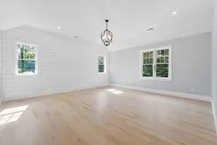 786 Main St, Hudson, MA 01749 - Photo 17