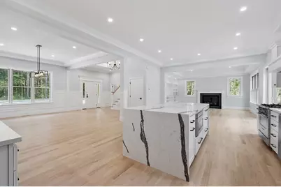 786 Main St, Hudson, MA 01749 - Photo 9