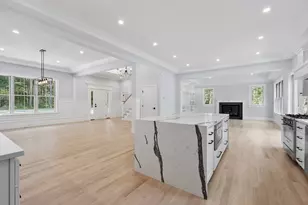 786 Main St, Hudson, MA 01749 - Photo 9